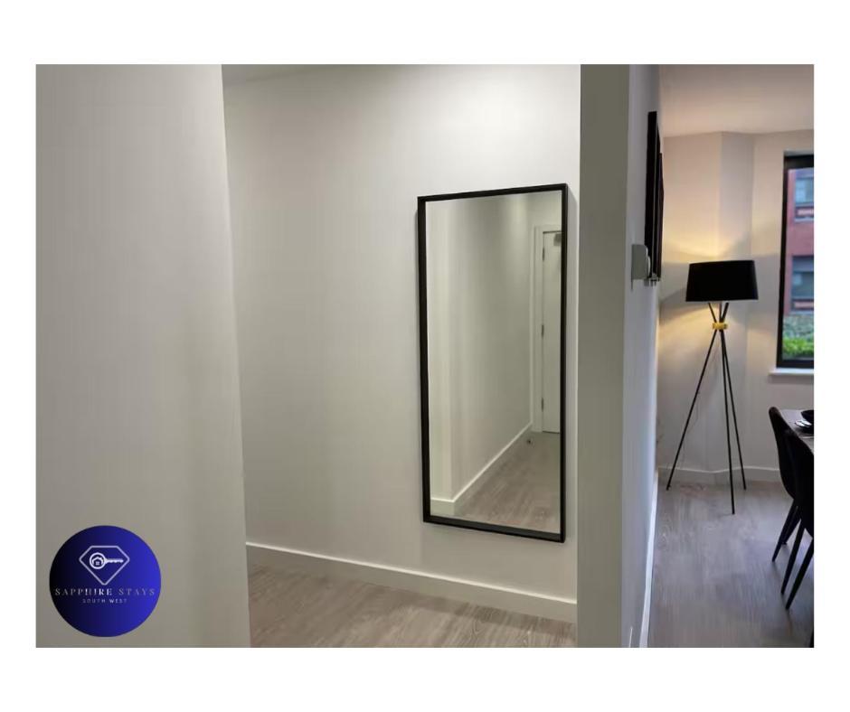 Modern City Centre Apartment Exeter Bagian luar foto